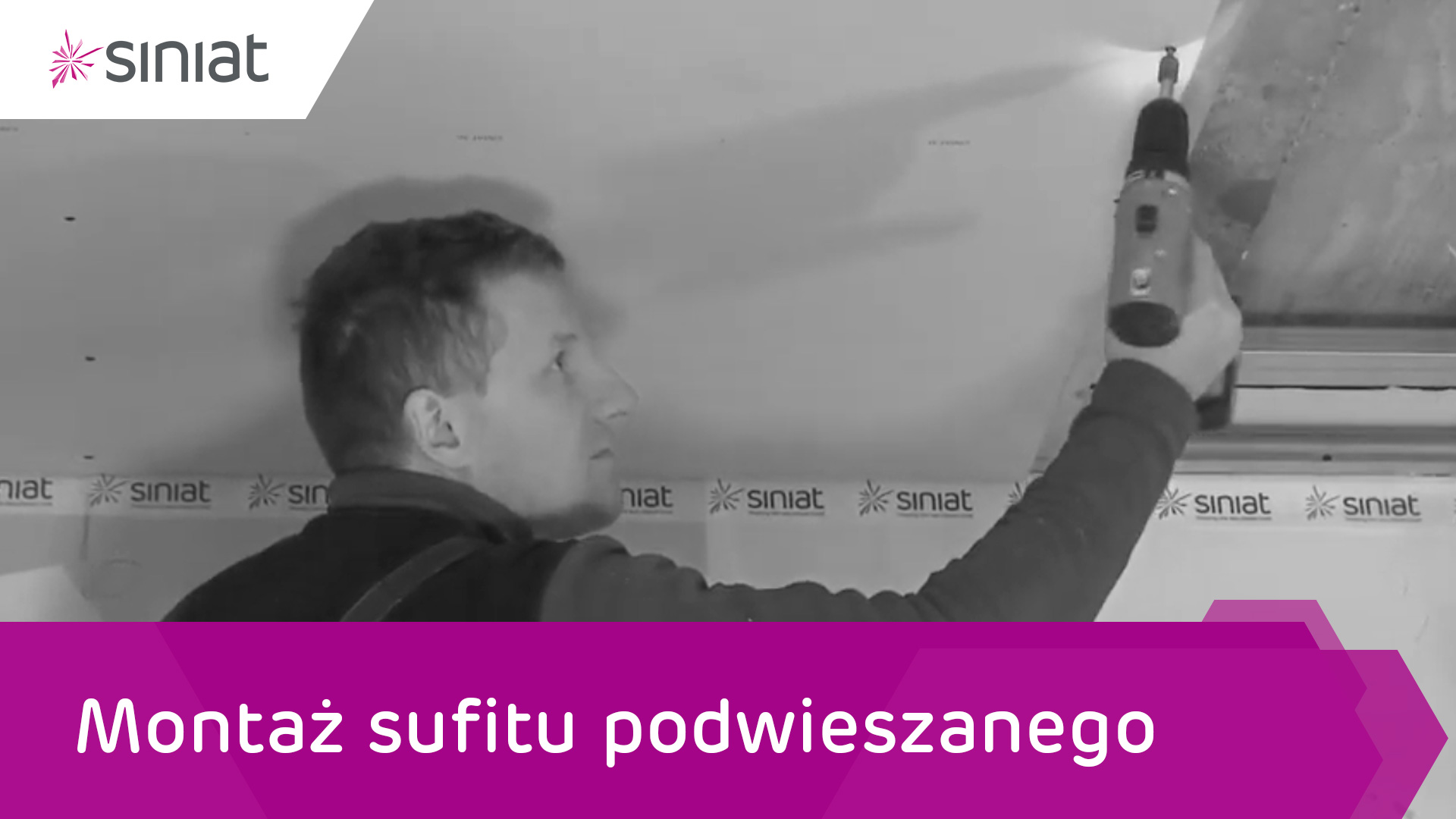 Montaż sufitu na konstrukcji krzyżowej
